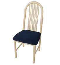 #275 Spindle 1 Chair
